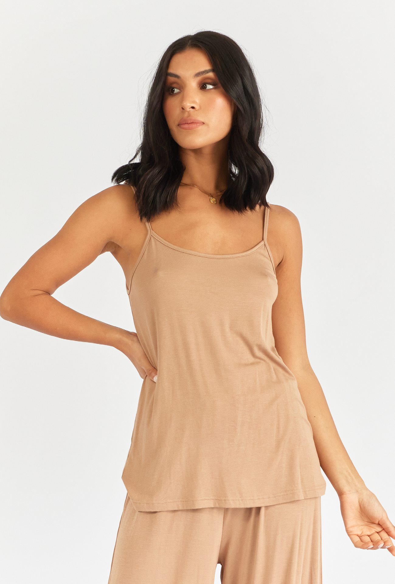 SHALLOW SINGLET - LIGHT BROWN